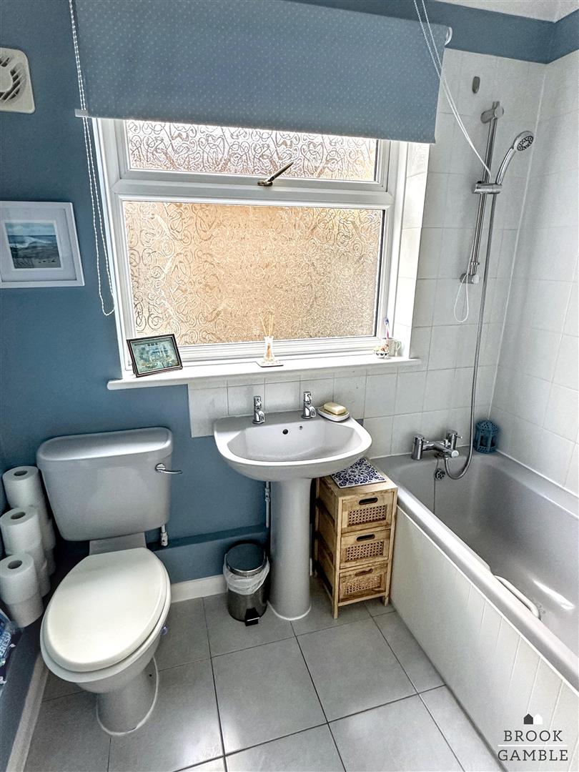 5 Bedroom House. Selmeston Road in Eastbourne,  11